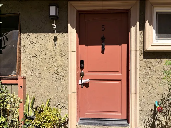 20146 Cohasset St Unit 5, Winnetka, CA 91306