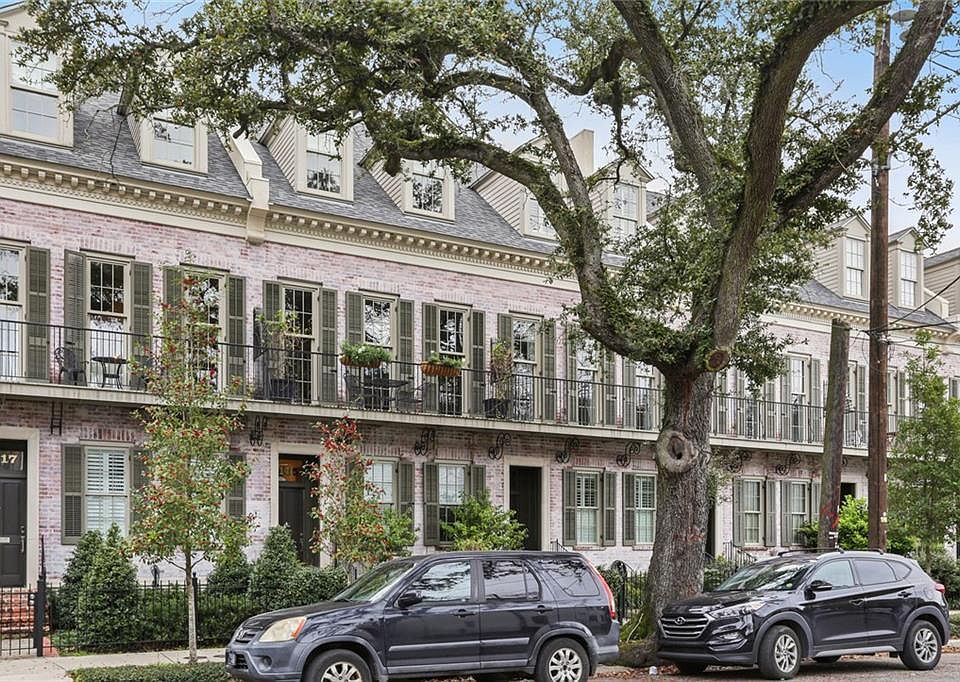 1st image of 2115 Prytania St