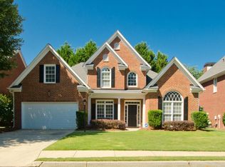 2751 Vinings Oak Dr, Smyrna, GA 30080