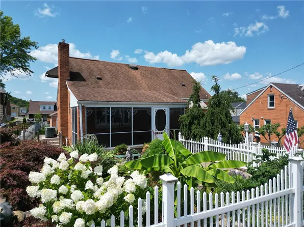 29 Perry St, Millvale, PA 15209