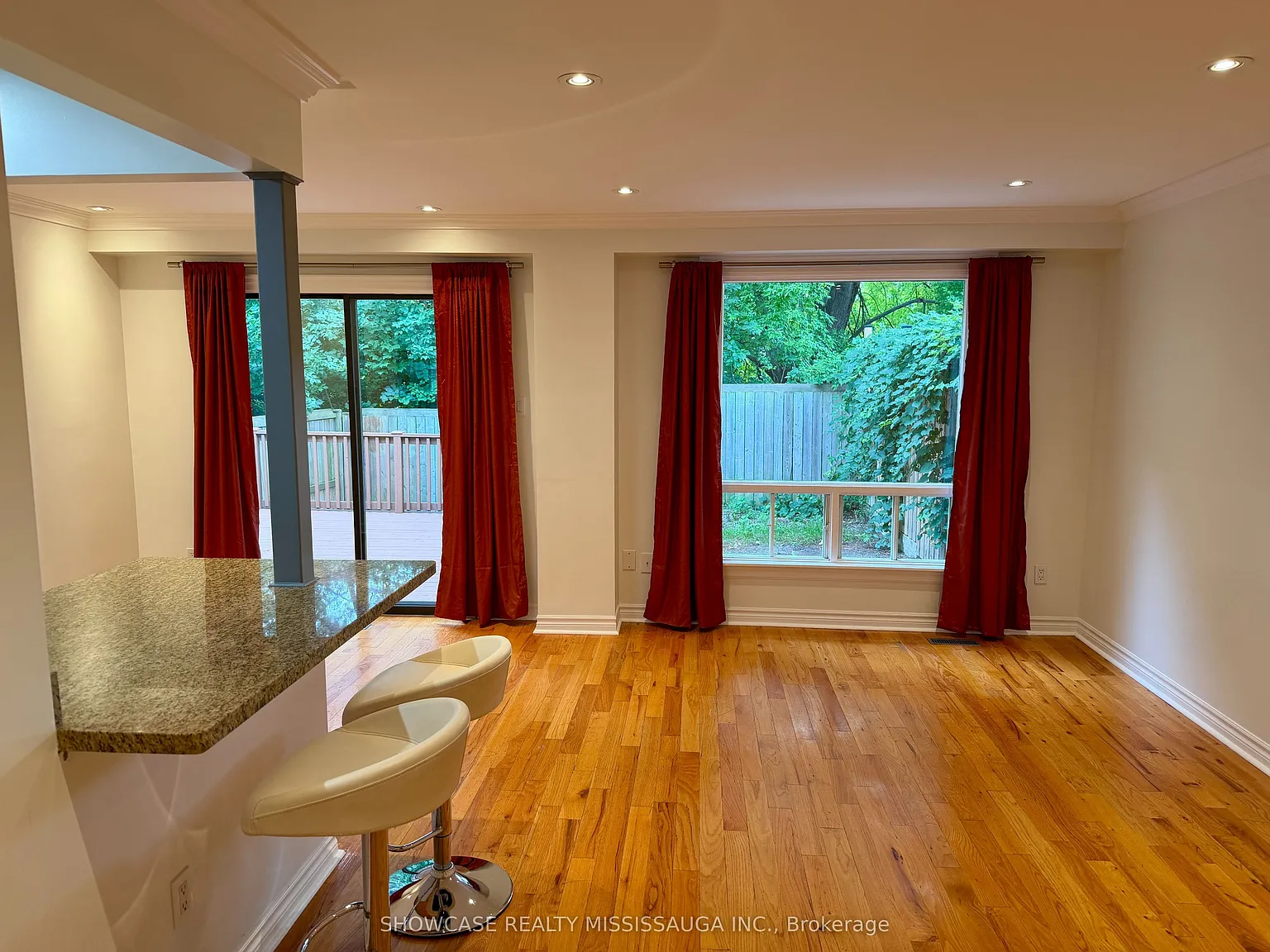 3 bed, $3,600 — Photo 4