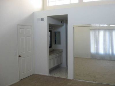 20235 Keswick St Unit 4, Winnetka, CA, 91306