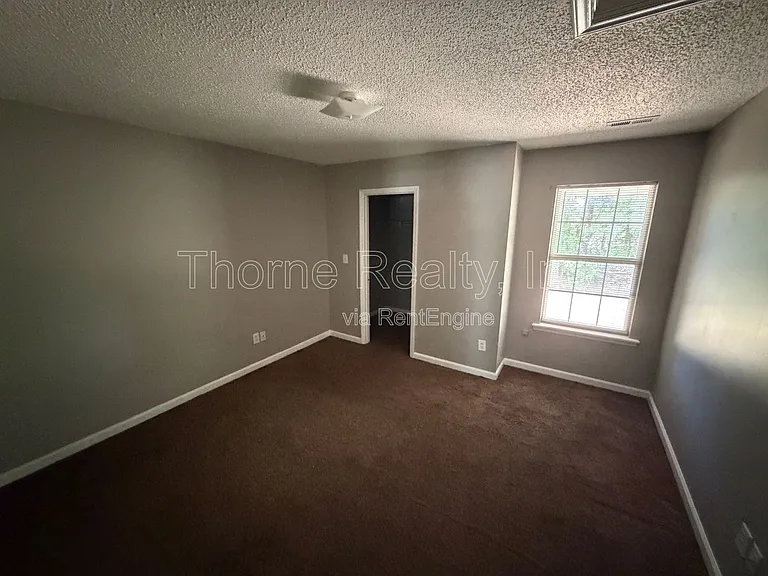 2260 Sherwood Ave #E — Photo 19
