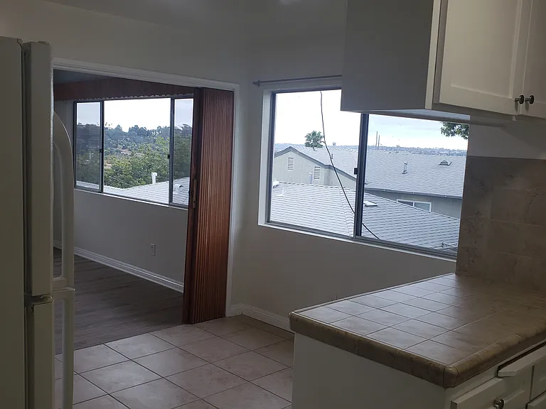 5820 Lauretta St — Photo 8