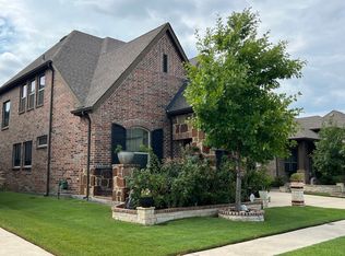 4959 Gleneagle Dr, Lewisville, TX 75028