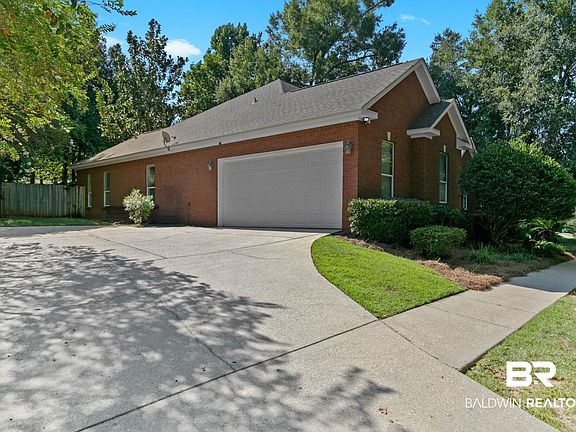 4th image of 72 General Canby Dr