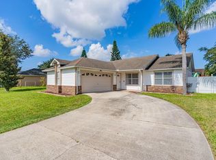 233 Bristol Cir, Sanford, FL 32773