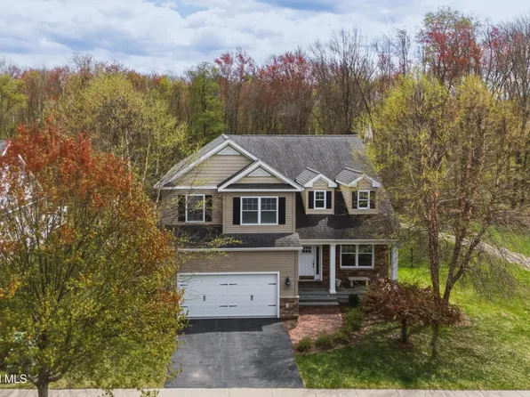 30 Pamela Lane, Saratoga Springs, NY 12866