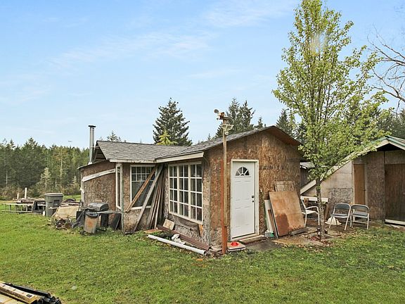 3rd image of 40 E Snowcrest Ln