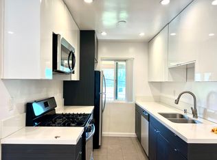 1422 N Fairfax Ave APT 8, Los Angeles, CA 90046
