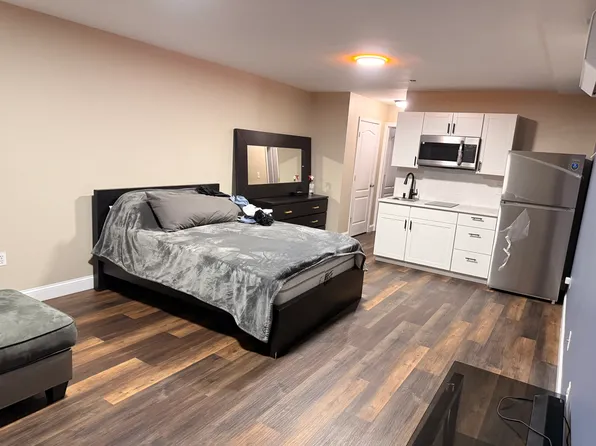 (undisclosed Address), Staten Island, NY 10303