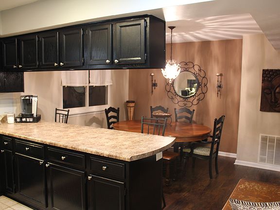 3rd image of 1648 Ashton Dr