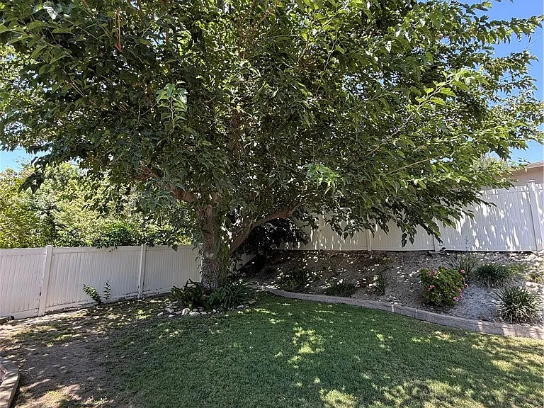 7055 Semrad Rd — Photo 30