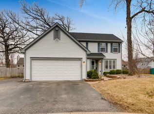 1317 London Ct, Grayslake, IL