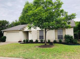 6900 Southampton Dr, North Richland Hills, TX 76182