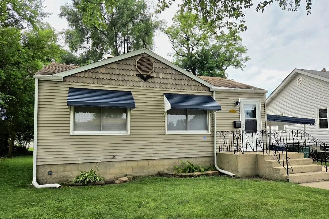 170th Pl, Hammond — Photo 1