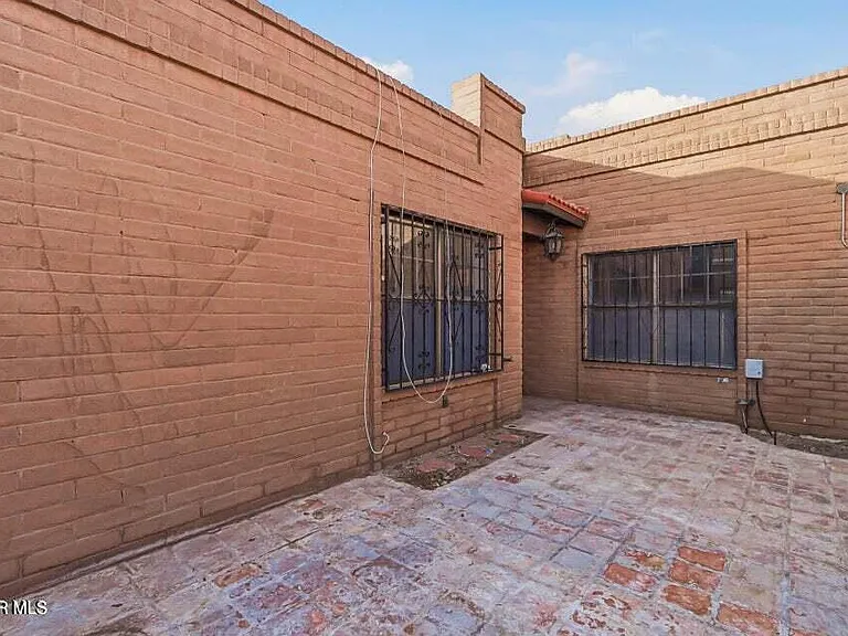 125 Sundance Ct — Photo 3