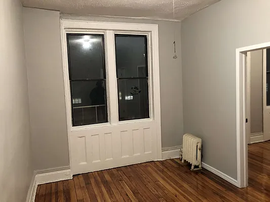 Rented by Metro Prop NY Corp | media 2