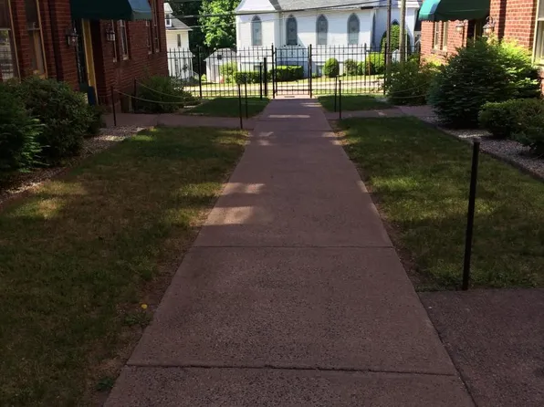 (undisclosed Address), Manchester, CT 06040