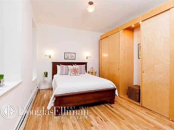 4th image of 303 E 8th St APT 3F