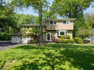 78 Robbins Ave, Berkeley Heights, NJ 07922