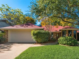 1409 Sandpiper Ct, Grapevine, TX 76051