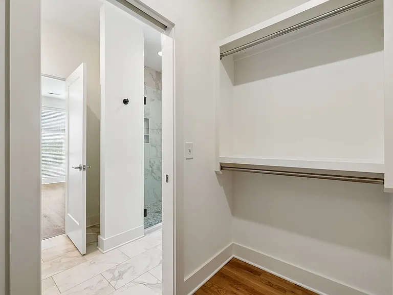 110 Oceola Ave #10 — Photo 9
