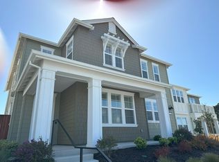 268 9th St, Marina, CA 93933