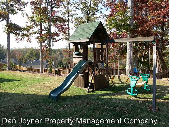 4th image of 119 Versilia Ln