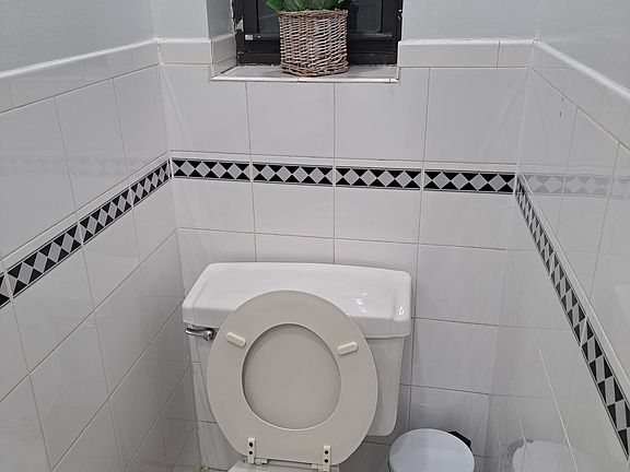 5th image of 216 W 100th St APT 1129