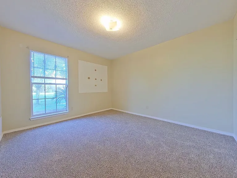 24 Neptune Dr — Photo 14