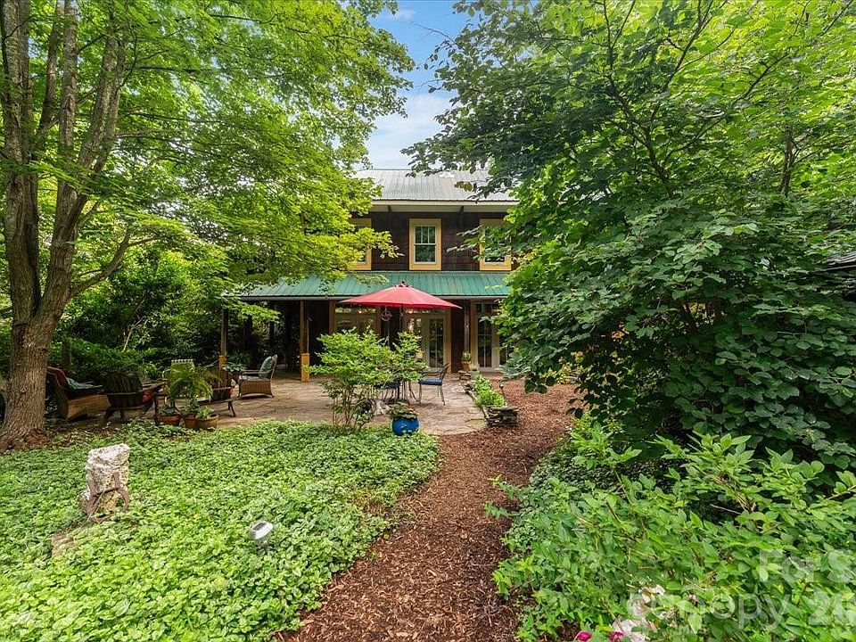 1st image of 128 Barnet Mountain Dr