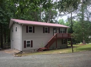 201 Fancy Acres Ln, Carthage, NC 28327