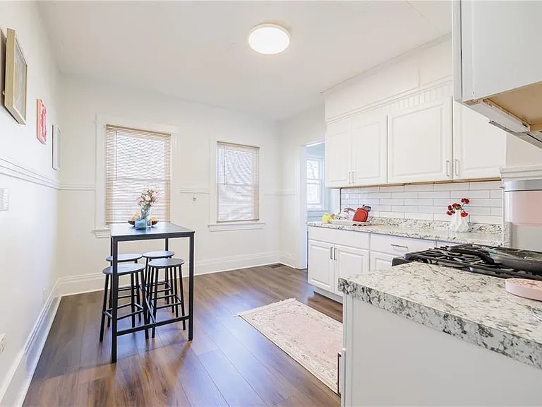 Kitchen 2/dining room