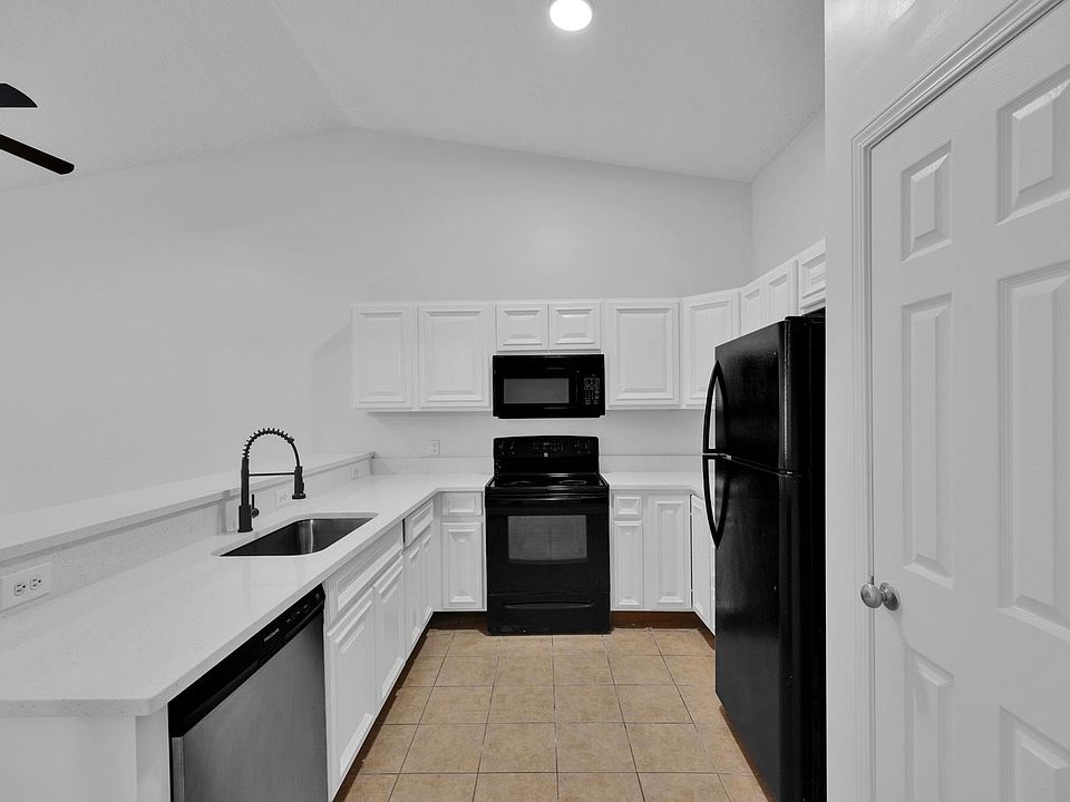 1st image of 8301 Homeport Ct