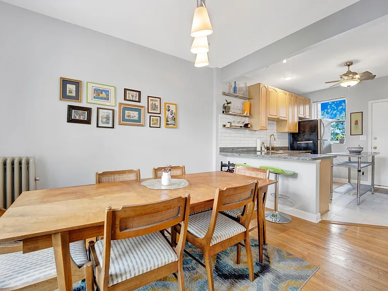 4200 N Sawyer Ave #2 — Photo 8