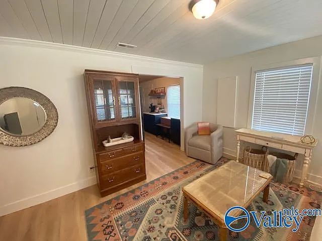 1236 Oshaughnessy Ave NE — Photo 7