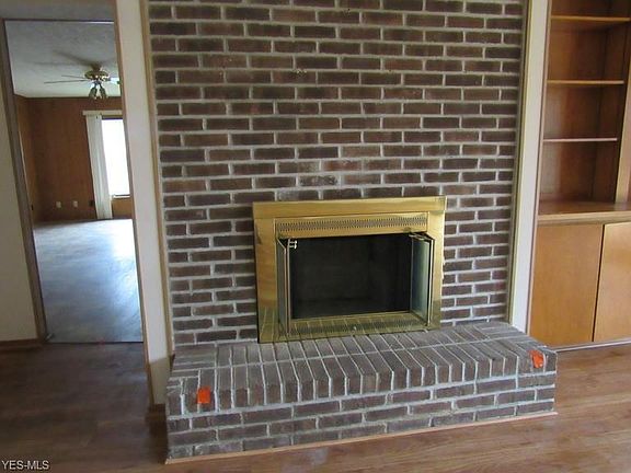 4th image of 21511 Meadows Edge Ln