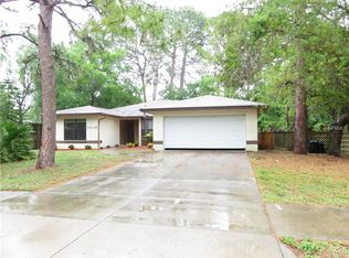 3949 Palau Dr, Sarasota, FL 34241