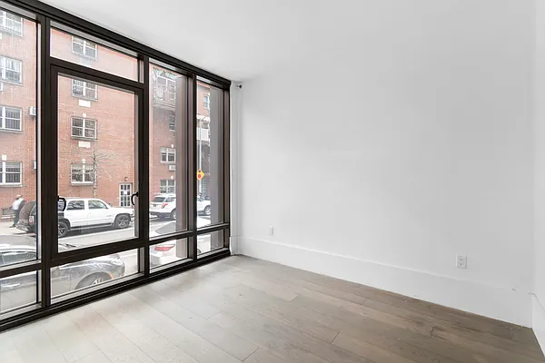 Rented by Douglas Elliman | media 27