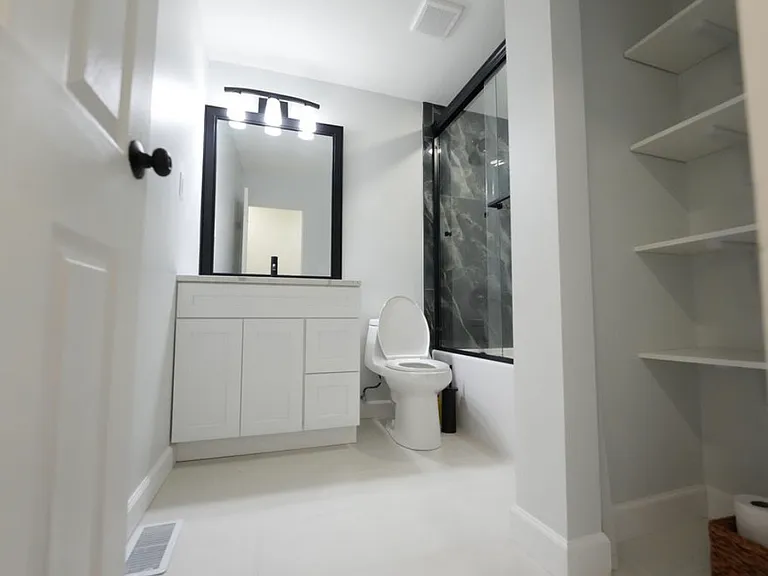 647 Bismark Ave — Photo 8