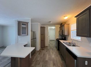 237 Laurel Leah, Oxford, MI 48371