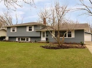 540 Cypress Dr, Naperville, IL