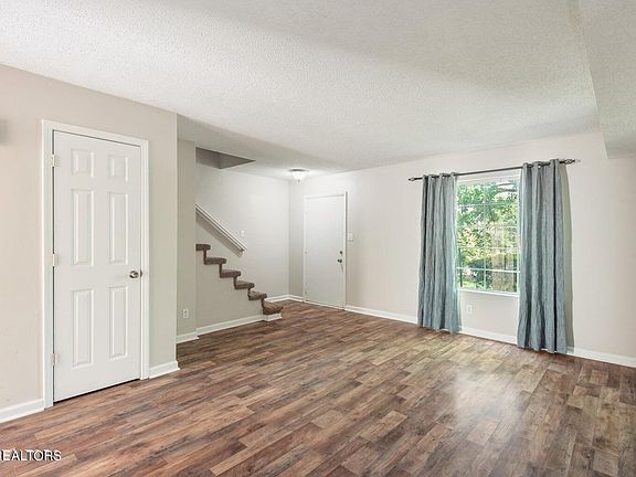 4th image of 7914 Gleason Dr APT 1009