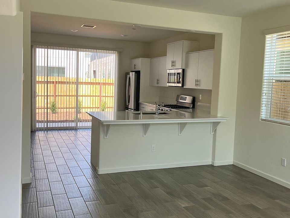 2052 Ralph Ln Clovis, CA, 93619 Apartments for Rent Zillow