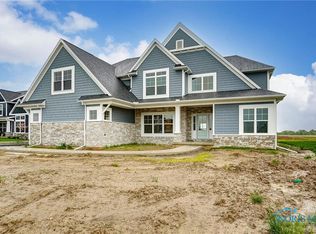 111 Old Dover Rd, Perrysburg, OH 43551