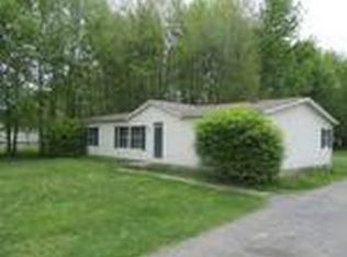 1980 Clearview Dr, Fayetteville, OH 45118