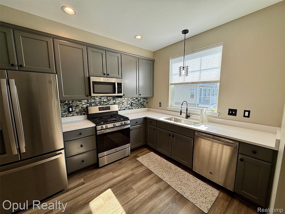 406 Jeff Keeton Dr, photo 13