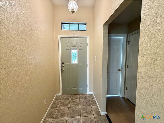 5th image of 4110 Windwood Dr