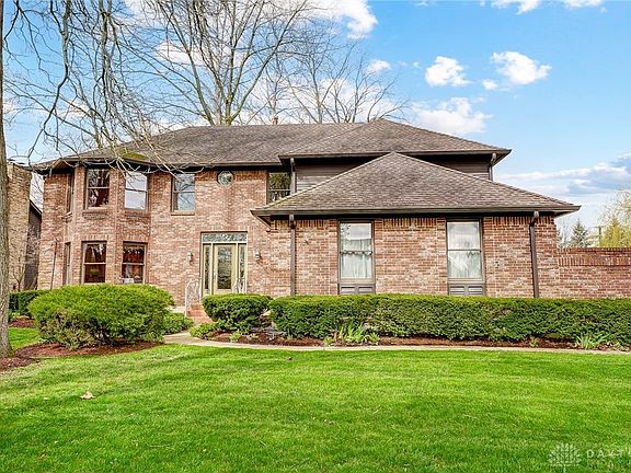 2nd image of 8961 Treeland Ln